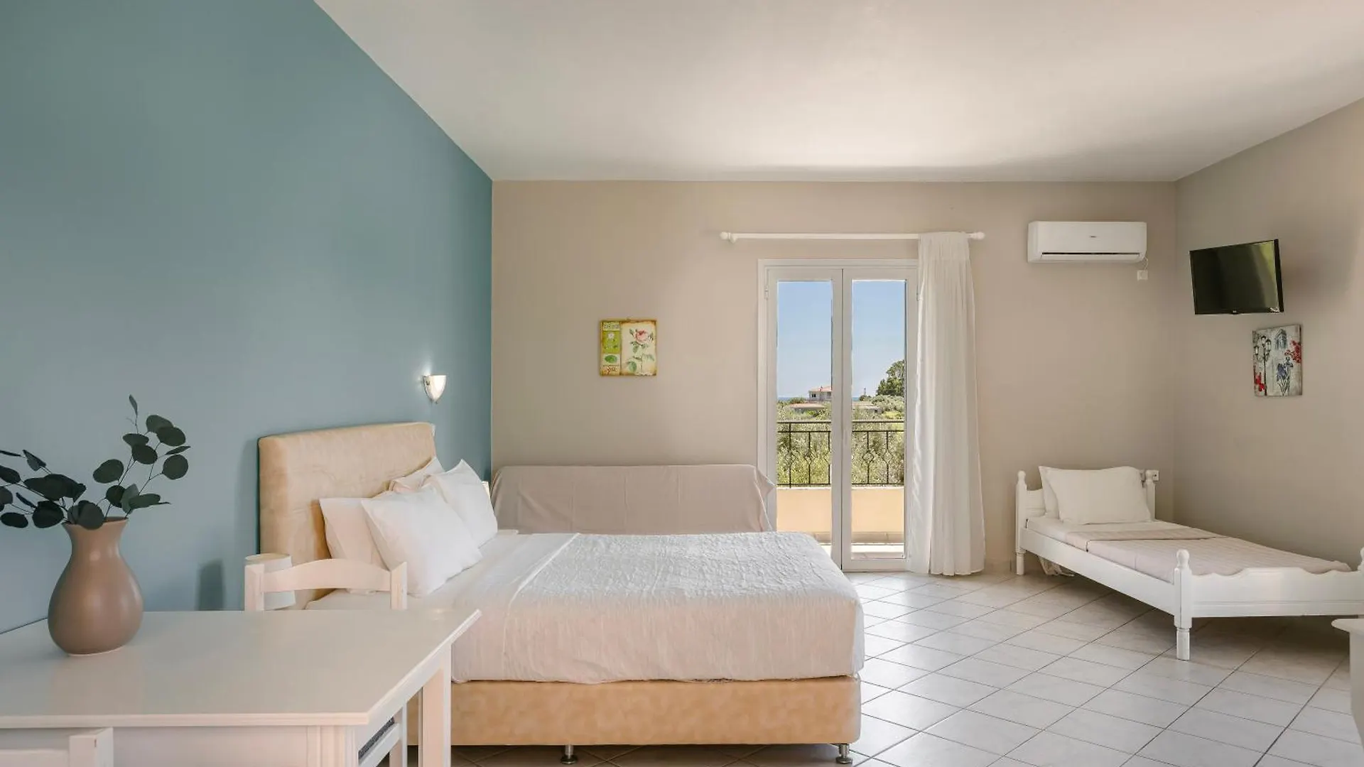 Nautilos Hotel Soullároi