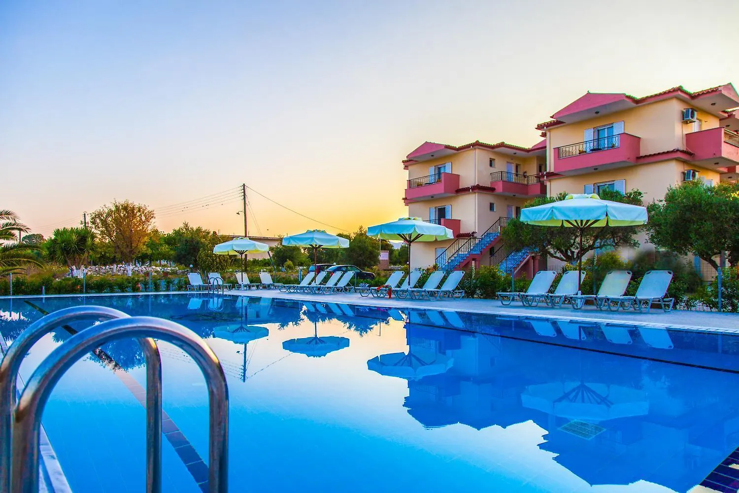 Nautilos Hotel Soullaroi